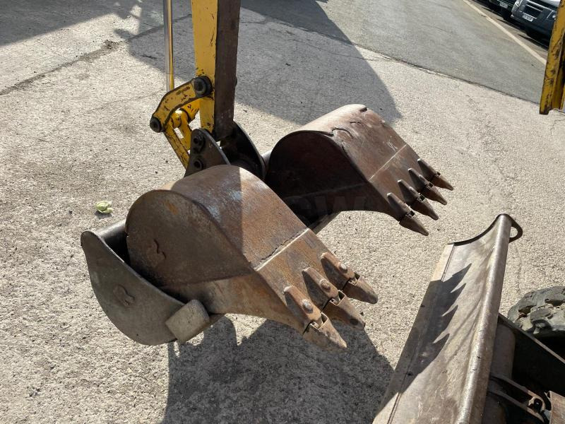 Komatsu PC20R-8 - Miniekskavaator: pilt 3 Komatsu PC20R-8 - Miniekskavaator: pilt 3