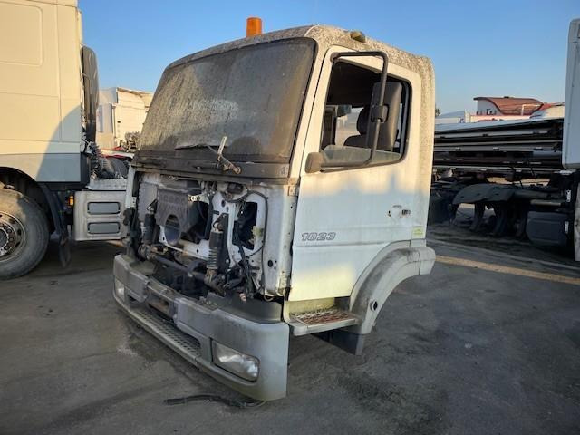 Mercedes ATEGO - Kabiin - Veoauto: pilt 1 Mercedes ATEGO - Kabiin - Veoauto: pilt 1