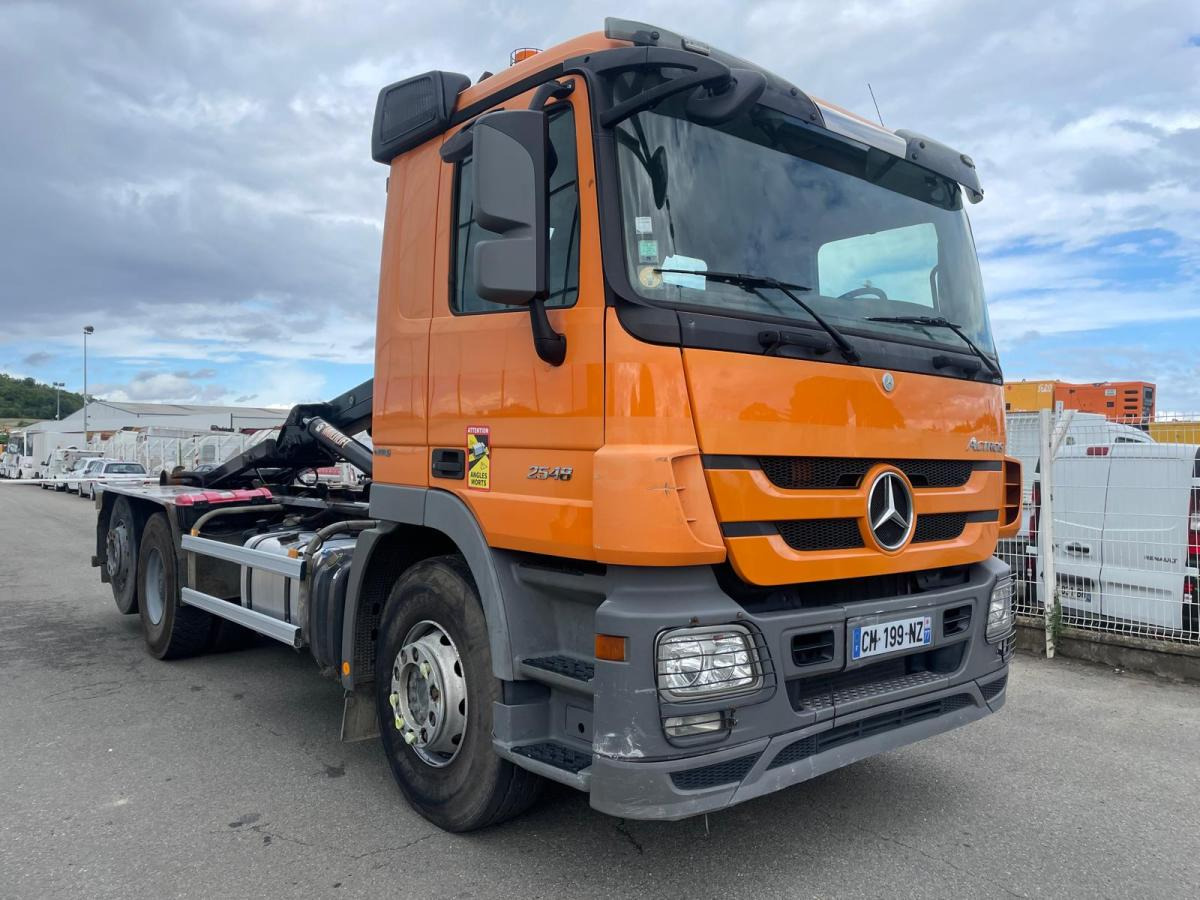 Mercedes Actros 2548 - Konkstõstukiga veoauto: pilt 1 Mercedes Actros 2548 - Konkstõstukiga veoauto: pilt 1
