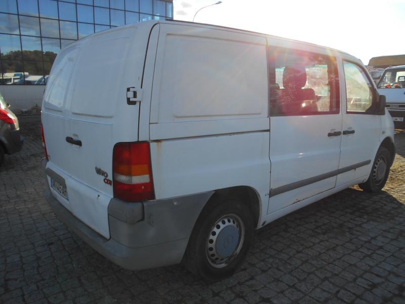 Mercedes Vito 110 CDI - Väike kaubik, Meeskonnaauto: pilt 3 Mercedes Vito 110 CDI - Väike kaubik, Meeskonnaauto: pilt 3