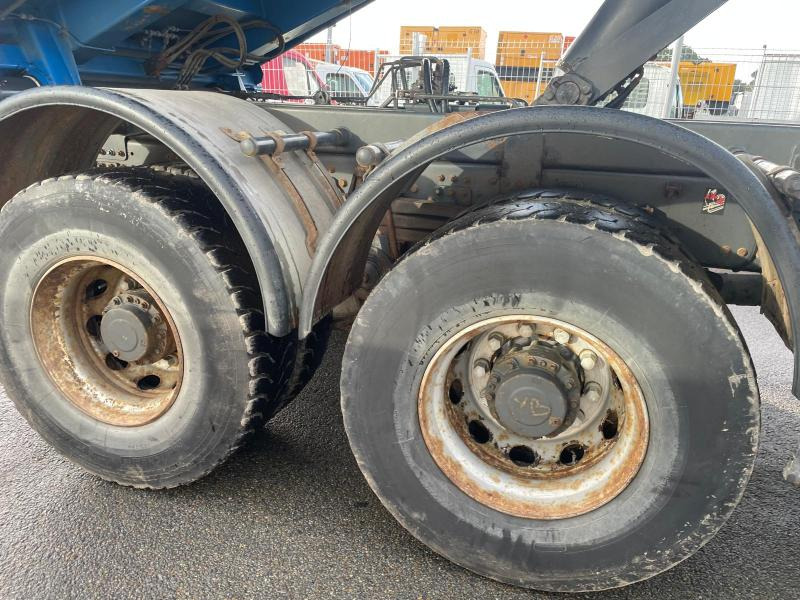 Renault Kerax 450 DXi - Kallurauto: pilt 4 Renault Kerax 450 DXi - Kallurauto: pilt 4
