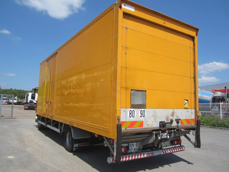 Renault Midlum 220 DXI - Kasti veoauto: pilt 5 Renault Midlum 220 DXI - Kasti veoauto: pilt 5