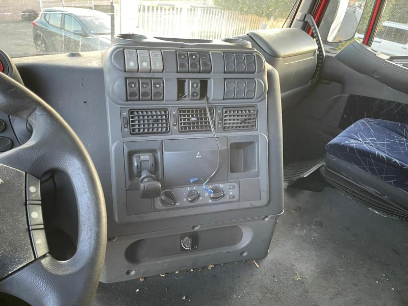 Sadulveok Iveco Stralis 560: pilt 8