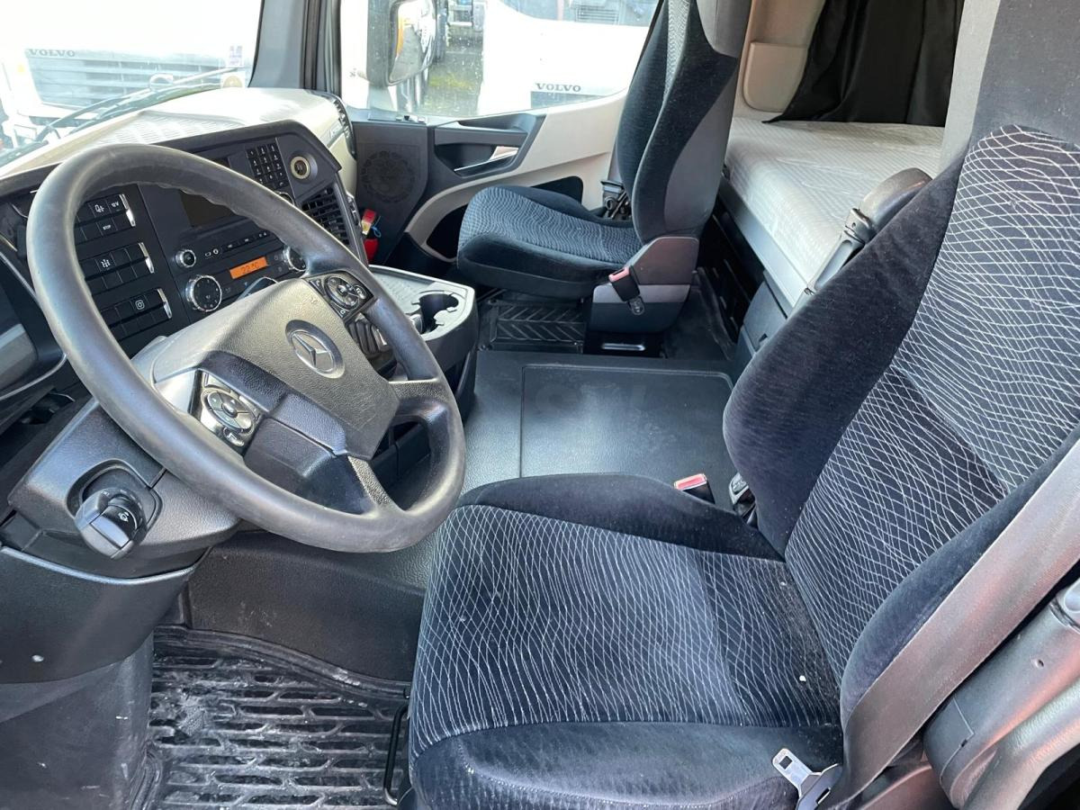 Mercedes Actros 1845 - Sadulveok: pilt 2 Mercedes Actros 1845 - Sadulveok: pilt 2