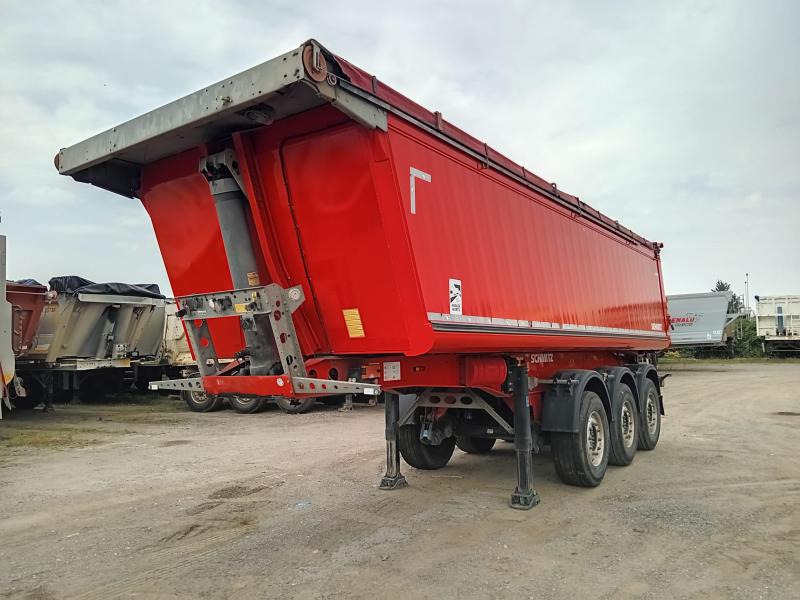 Schmitz Cargobull - Kallur-poolhaagis: pilt 1 Schmitz Cargobull - Kallur-poolhaagis: pilt 1