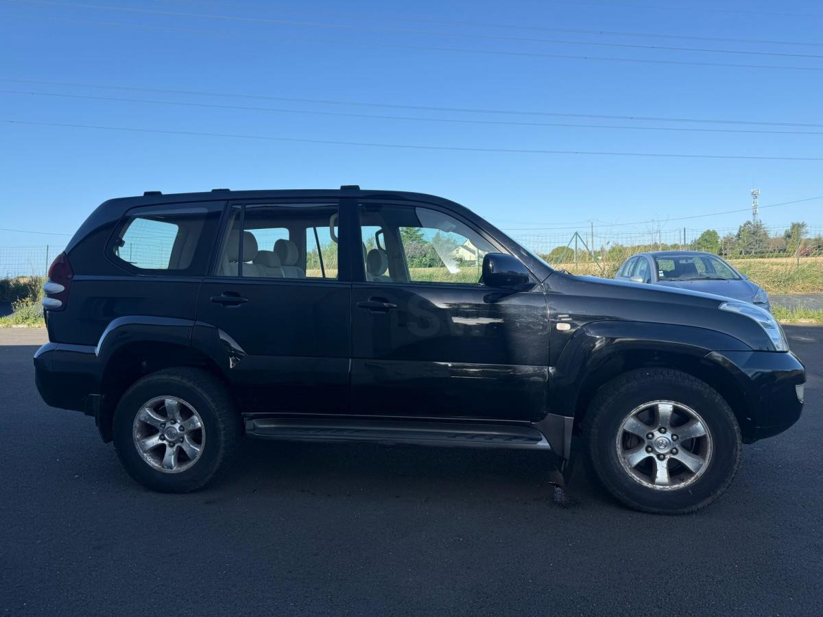 Toyota Land Cruiser - Maastur: pilt 2 Toyota Land Cruiser - Maastur: pilt 2