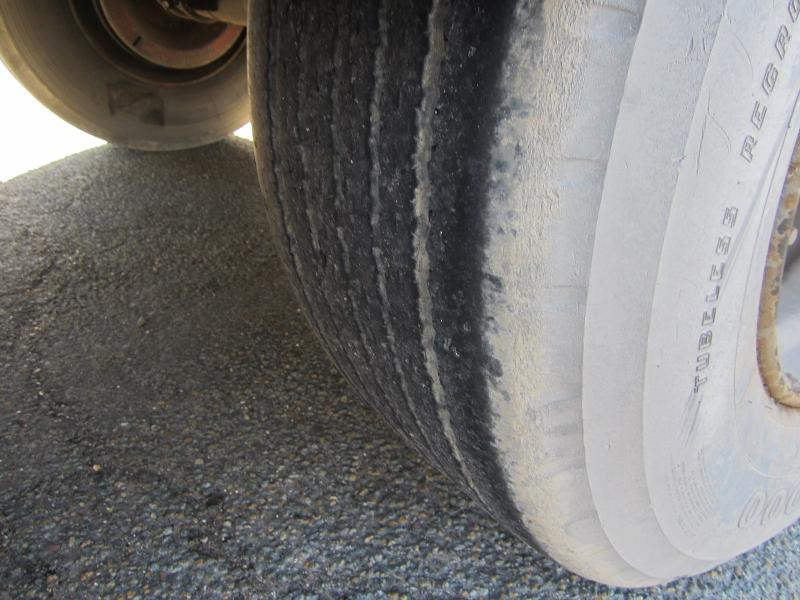 Trailor - Tentpoolhaagis: pilt 3 Trailor - Tentpoolhaagis: pilt 3