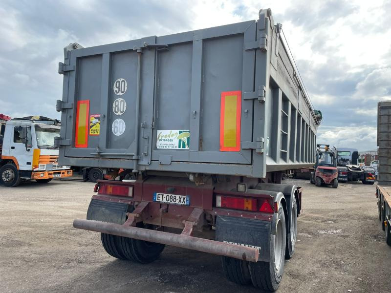 Trouillet - Kallur-poolhaagis: pilt 3 Trouillet - Kallur-poolhaagis: pilt 3