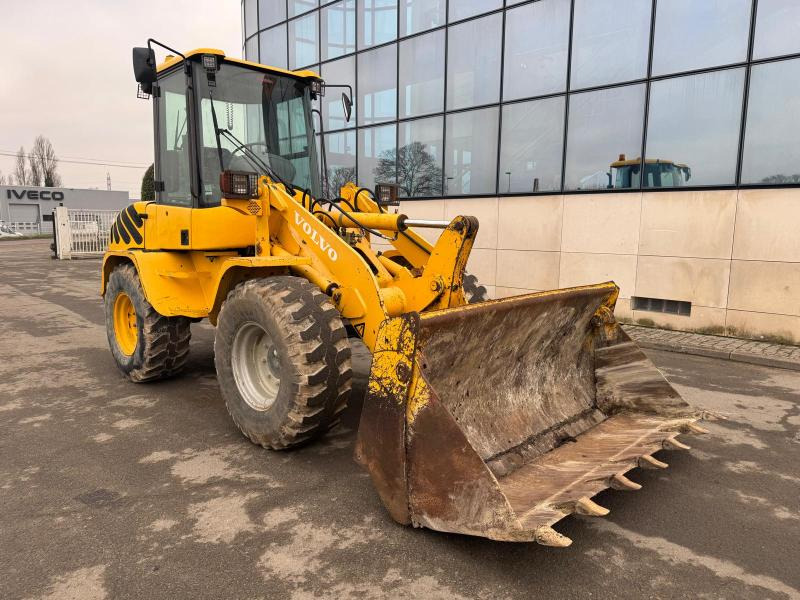 Volvo L 35 BZ - Rataslaadur: pilt 2 Volvo L 35 BZ - Rataslaadur: pilt 2