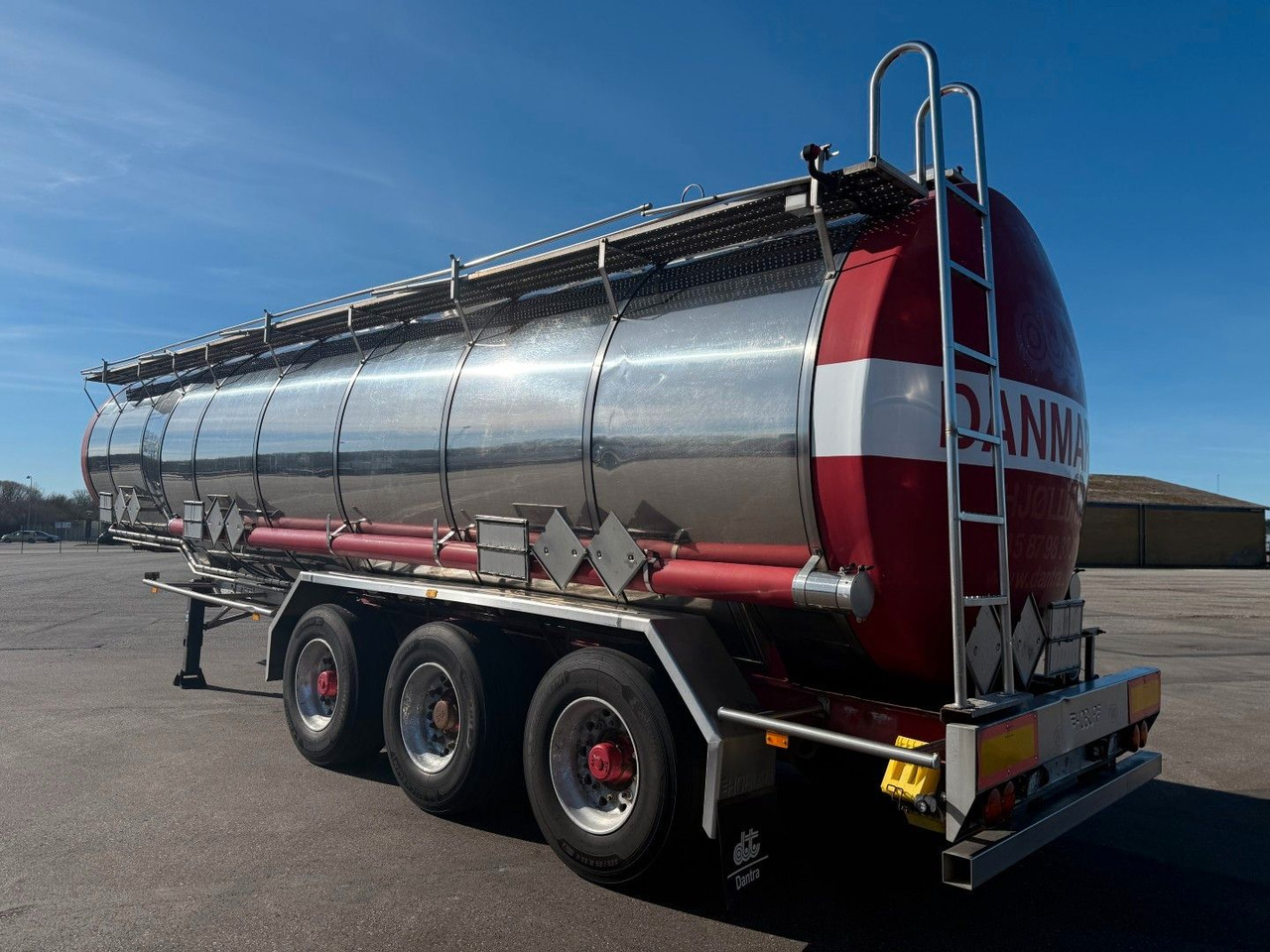 Uus Tsistern poolhaagis Burg 3 axle 3 compartments 32.200 L ADR: pilt 9