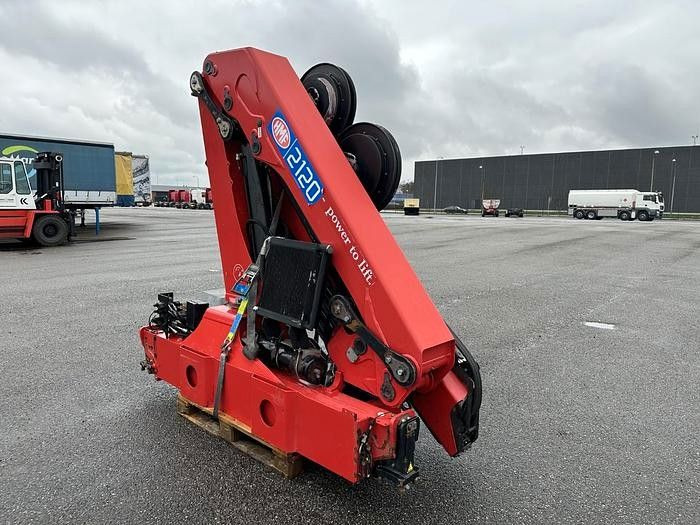 HMF 2120 K5 Radio Remote / Kran / Crane - Kraana-manipulaator: pilt 5 HMF 2120 K5 Radio Remote / Kran / Crane - Kraana-manipulaator: pilt 5