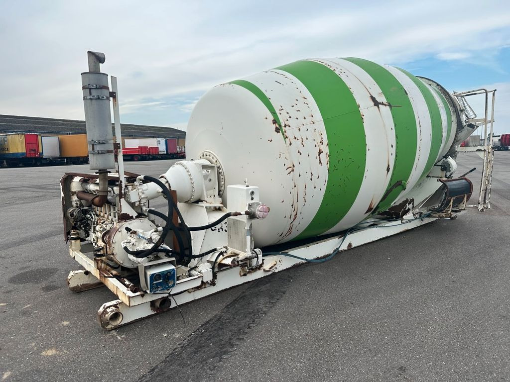 LT 90 D 9 m3 Concrete Mixer on Flat / Deutz - Autobetoonisegisti: pilt 1 LT 90 D 9 m3 Concrete Mixer on Flat / Deutz - Autobetoonisegisti: pilt 1