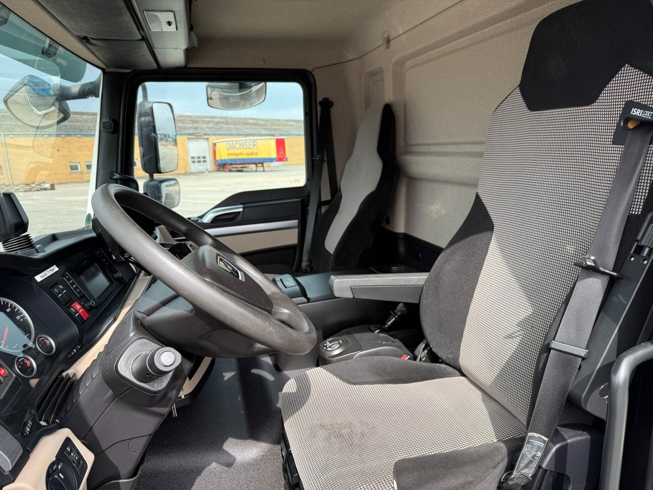 MAN TGL 12.220 4x2 Euro 6 Koffer - Kasti veoauto: pilt 5 MAN TGL 12.220 4x2 Euro 6 Koffer - Kasti veoauto: pilt 5