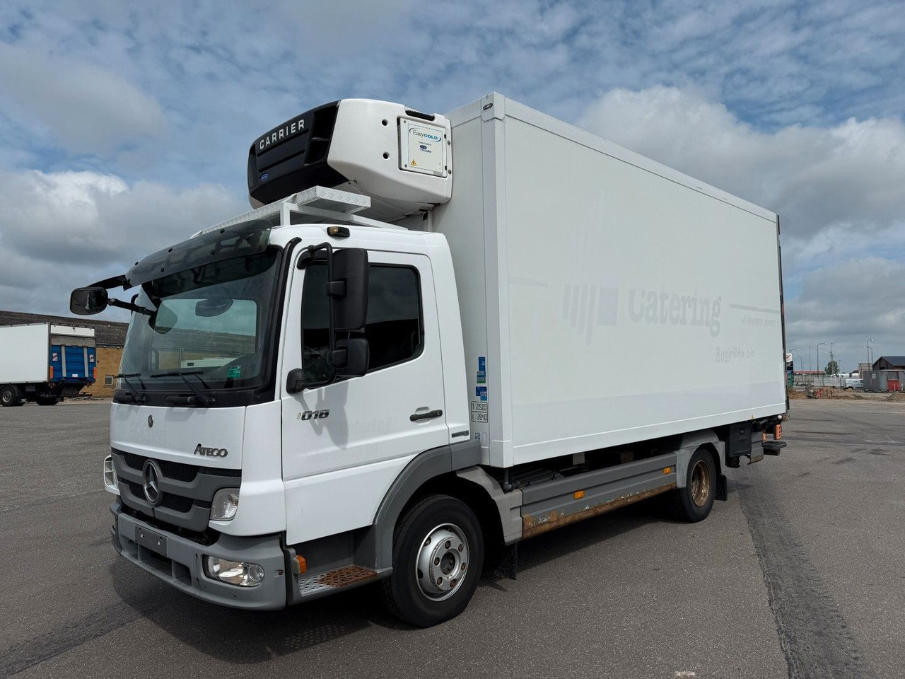 Mercedes-Benz Atego 1018 4x2 Carrier Supra 750 Mt - Külmutiga veoauto: pilt 1 Mercedes-Benz Atego 1018 4x2 Carrier Supra 750 Mt - Külmutiga veoauto: pilt 1