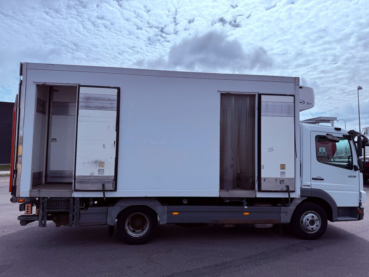 Külmutiga veoauto Mercedes-Benz Atego 1018 4x2 Carrier Supra 750 Mt: pilt 12