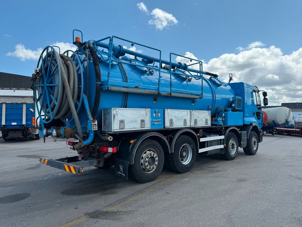 Renault Premium Lander 430.32 8x2*6 Simon Moos 18.100 L - Vaakumveok: pilt 3 Renault Premium Lander 430.32 8x2*6 Simon Moos 18.100 L - Vaakumveok: pilt 3
