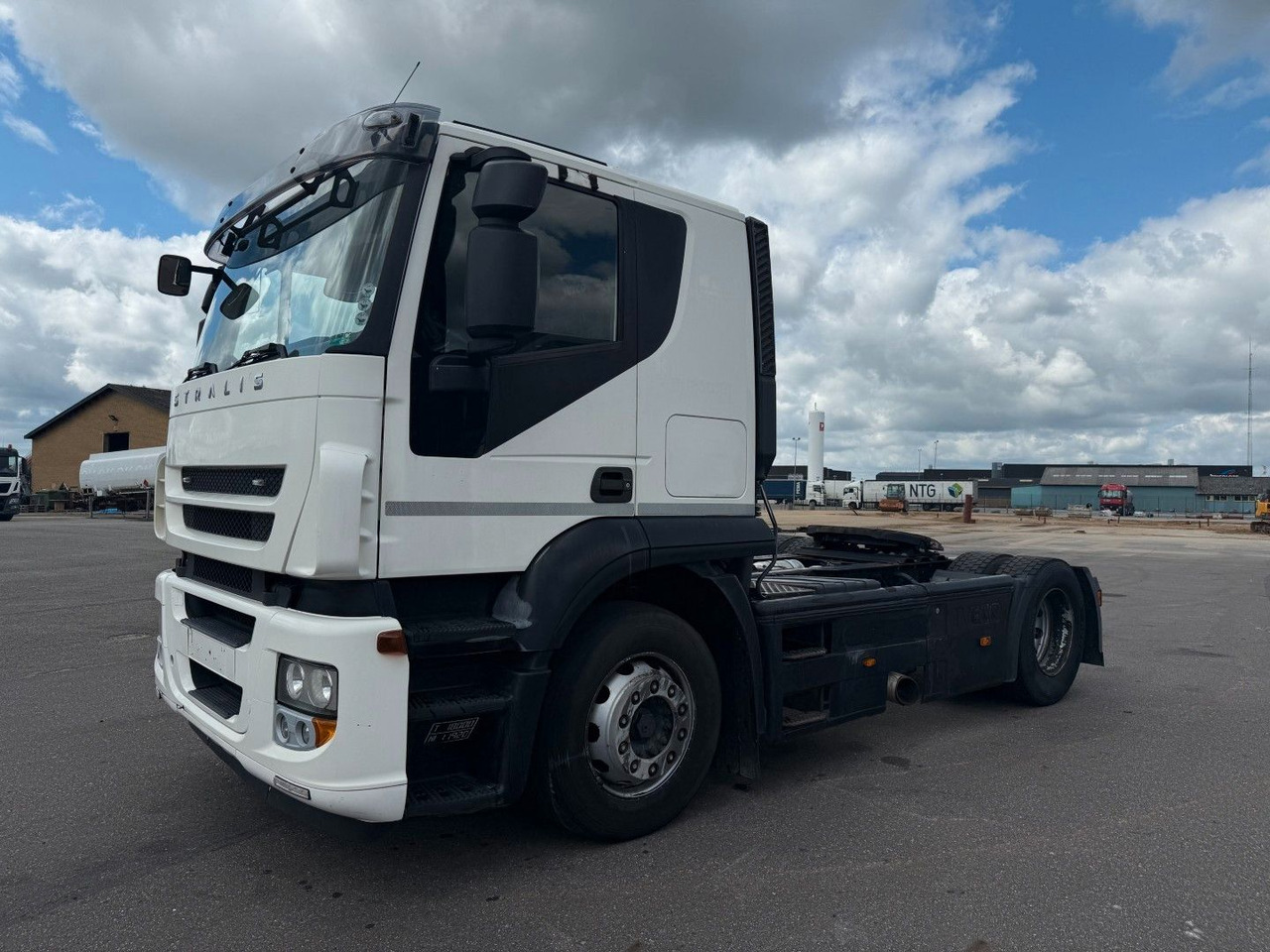 Iveco Stralis AT440S36T 4x2 - Sadulveok: pilt 1 Iveco Stralis AT440S36T 4x2 - Sadulveok: pilt 1