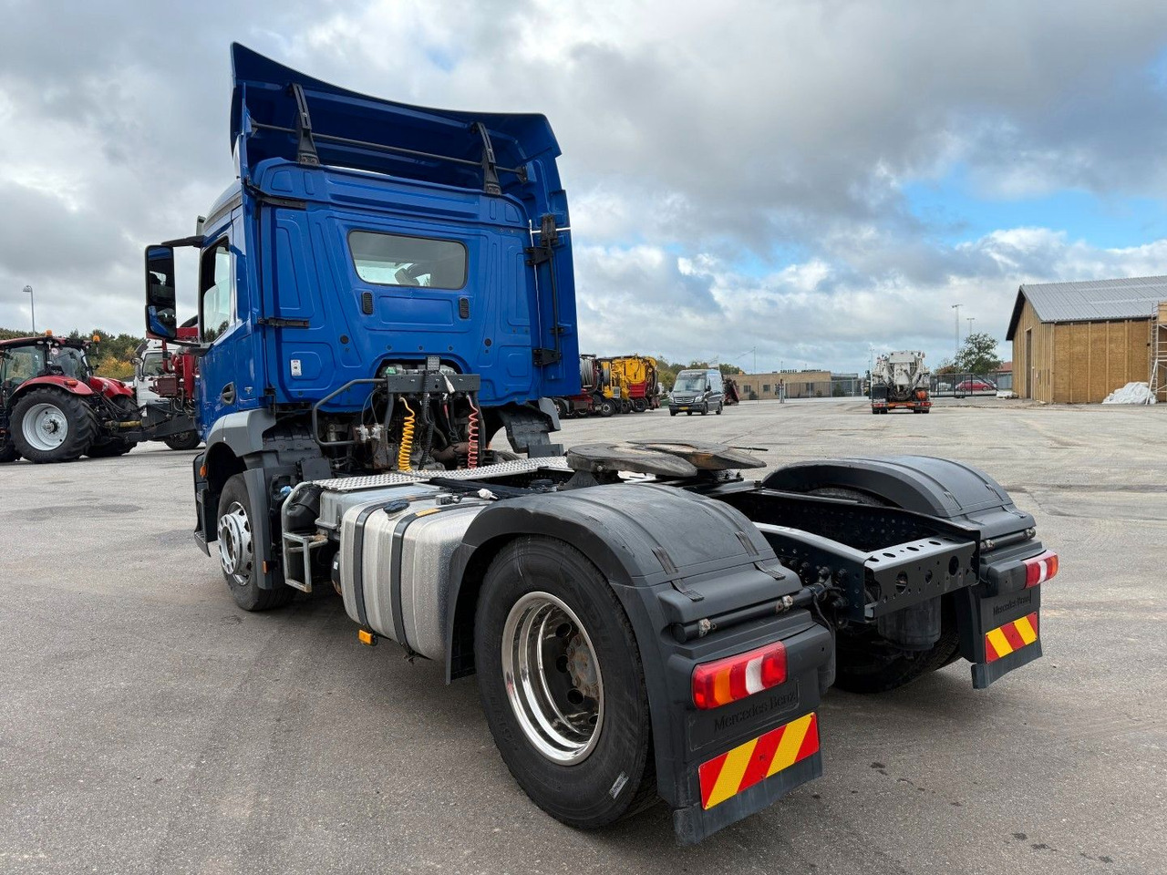 Mercedes-Benz Actros 1832 4x2 Euro 6 - Sadulveok: pilt 4 Mercedes-Benz Actros 1832 4x2 Euro 6 - Sadulveok: pilt 4