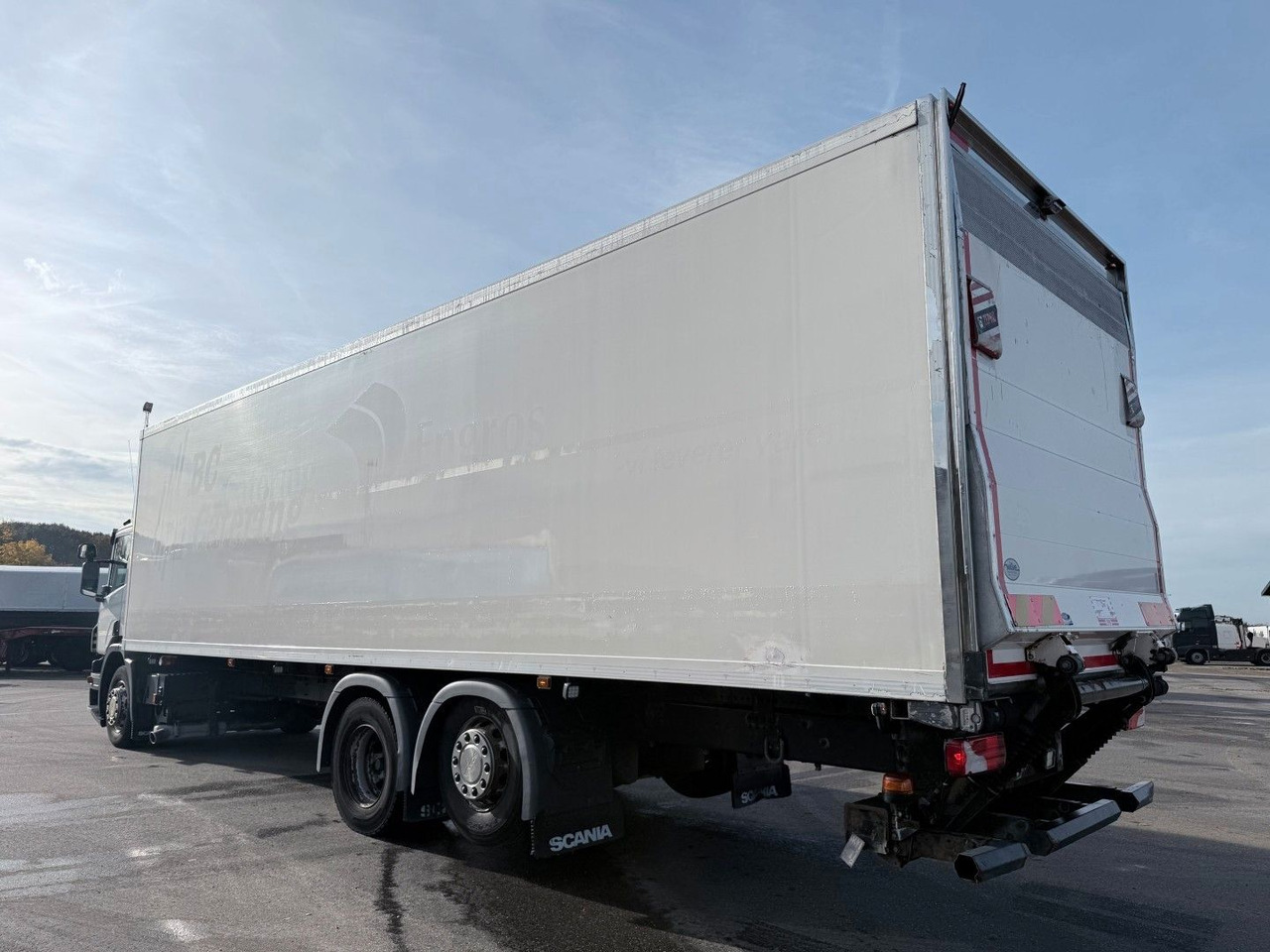 Scania P320 6x2*4 Carrier Supra 1250 Mt 9.80 m Kühl - Külmutiga veoauto: pilt 4 Scania P320 6x2*4 Carrier Supra 1250 Mt 9.80 m Kühl - Külmutiga veoauto: pilt 4