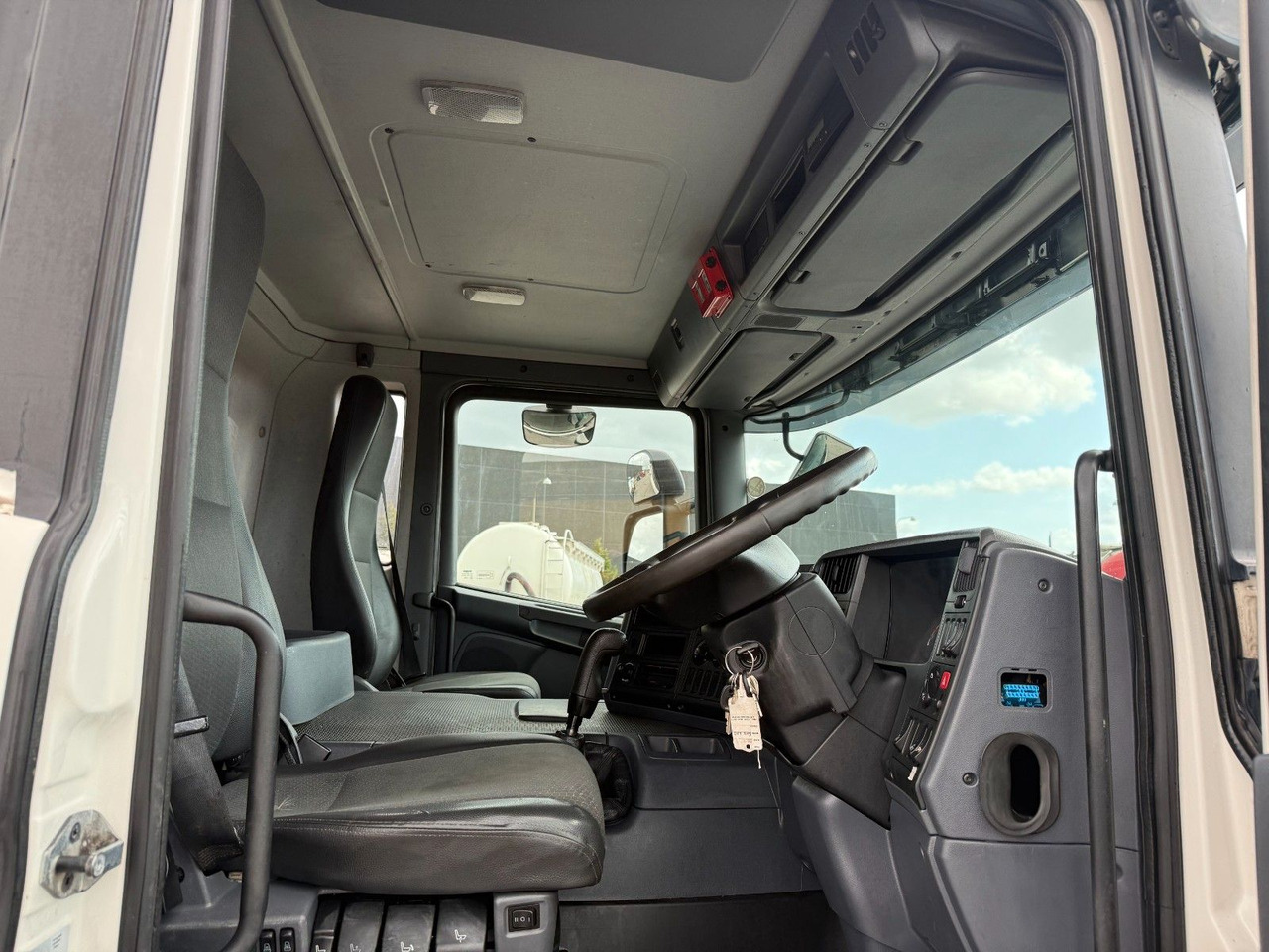 Scania P360 Euro 6 6x4 RHD Hvidtved Larsen FlexLine 312 - Vaakumveok: pilt 5 Scania P360 Euro 6 6x4 RHD Hvidtved Larsen FlexLine 312 - Vaakumveok: pilt 5