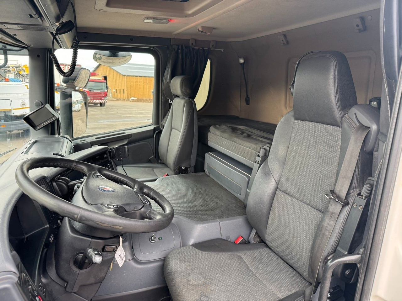 Scania P370 6x4 Liebherr THP140H 24 M4 XH Betonpumpe - Betoonipump: pilt 5 Scania P370 6x4 Liebherr THP140H 24 M4 XH Betonpumpe - Betoonipump: pilt 5