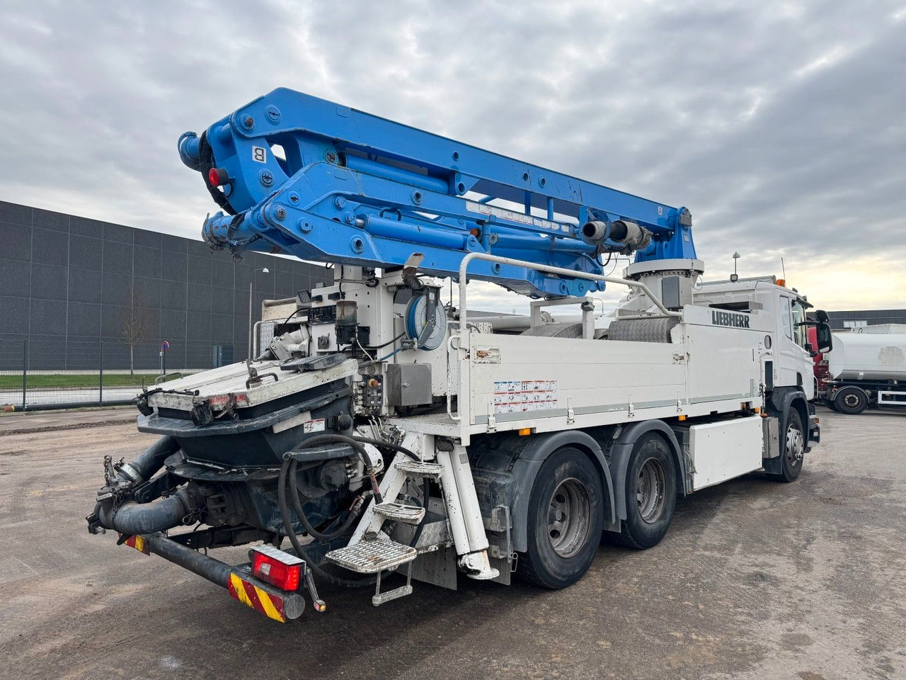 Scania P370 6x4 Liebherr THP140H 24 M4 XH Betonpumpe - Betoonipump: pilt 3 Scania P370 6x4 Liebherr THP140H 24 M4 XH Betonpumpe - Betoonipump: pilt 3