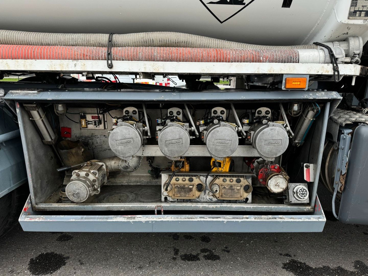 Tsisternauto Scania R480 6x2*4 19.000 L ADR Tanktruck: pilt 14