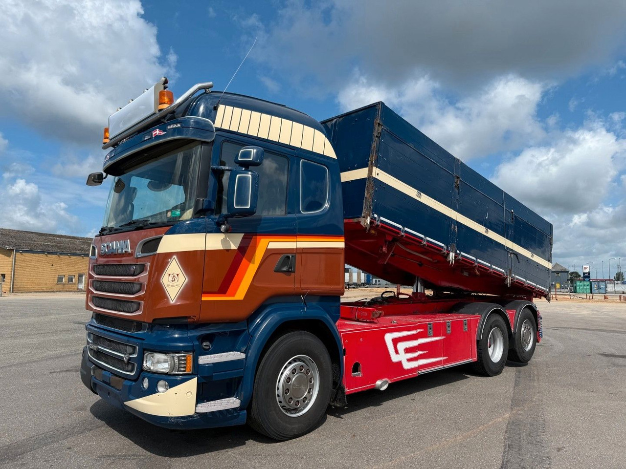 Scania R520 6x2 Highline Getreidekipper Euro 6 - Kallurauto: pilt 1 Scania R520 6x2 Highline Getreidekipper Euro 6 - Kallurauto: pilt 1