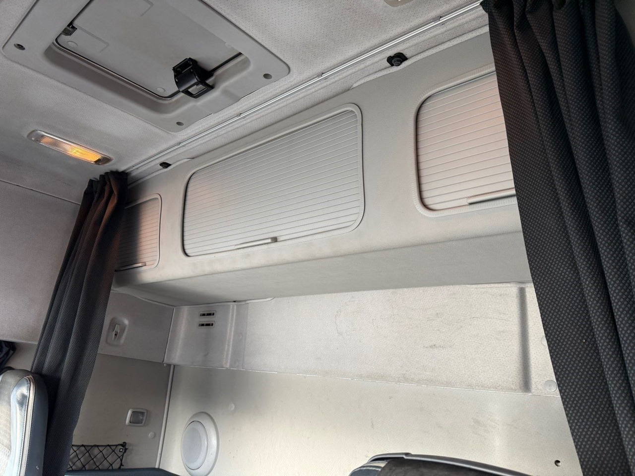 Madelveok/ Platvormveok Volvo FM 410 6x2 Euro 5: pilt 6