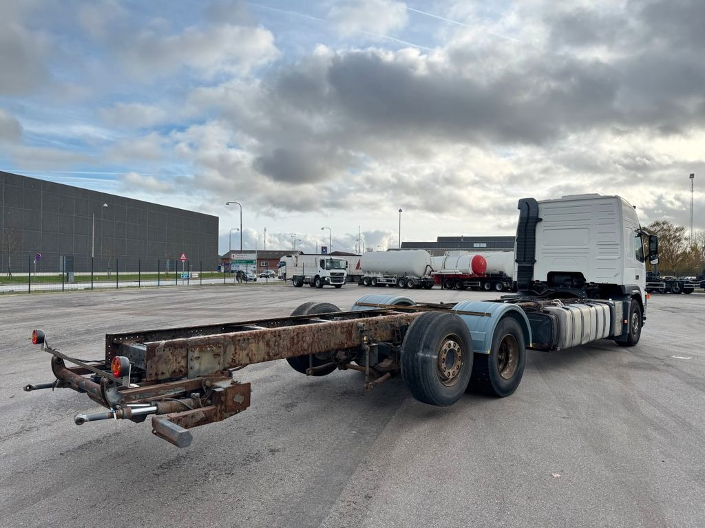 Volvo FM340 6x2 Globetrotter Chassis / Fahrgestell - Kabiinišassiiga veoauto: pilt 3 Volvo FM340 6x2 Globetrotter Chassis / Fahrgestell - Kabiinišassiiga veoauto: pilt 3