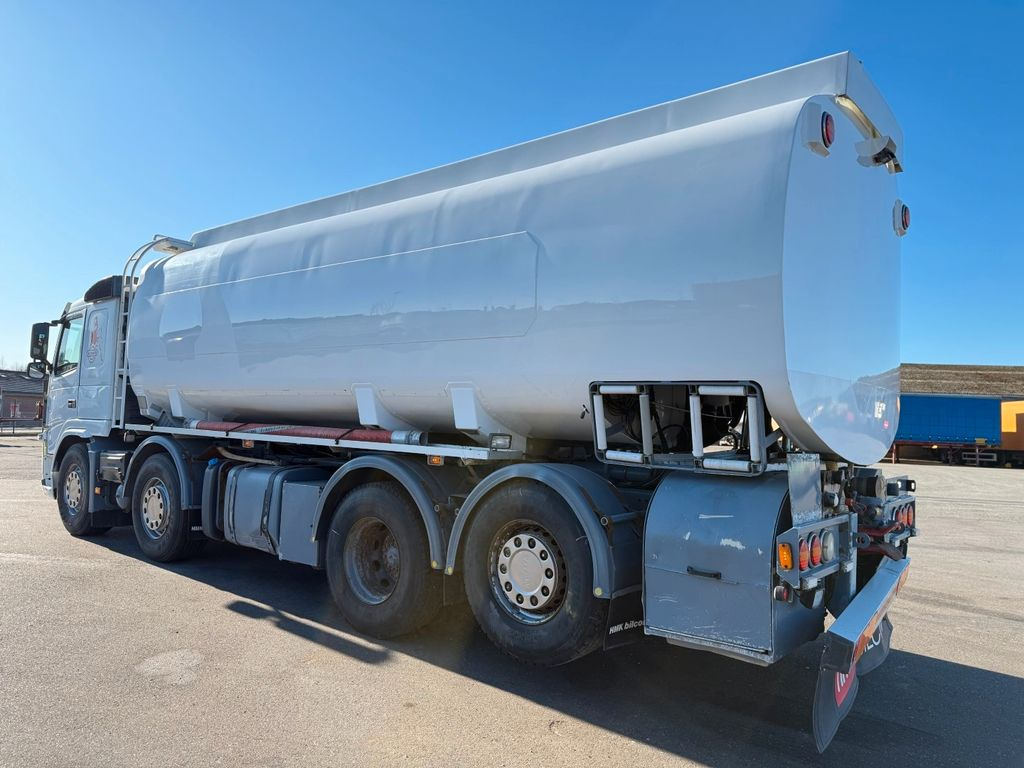Volvo FM460 8x2*6 24.000 l. ADR Tank Volvo FM460 8x2*6 24.000 l. ADR Tanktruck - Tsisternauto: pilt 4 Volvo FM460 8x2*6 24.000 l. ADR Tank Volvo FM460 8x2*6 24.000 l. ADR Tanktruck - Tsisternauto: pilt 4