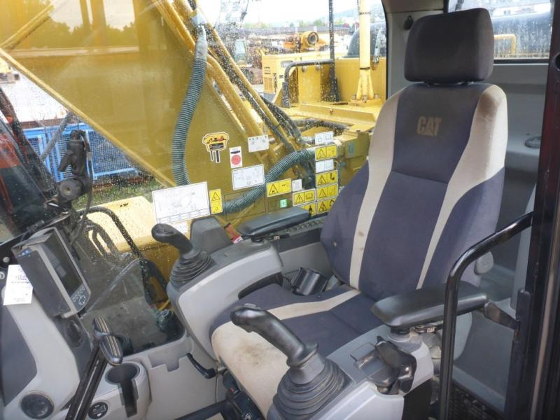 Caterpillar 323F L - Lintekskavaator: pilt 5 Caterpillar 323F L - Lintekskavaator: pilt 5