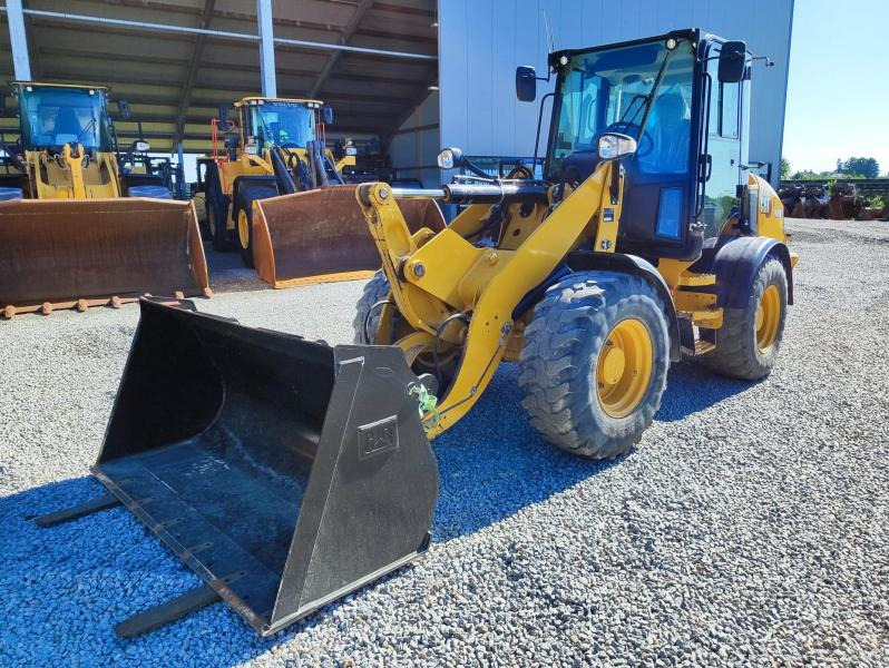 Caterpillar 908M - Rataslaadur: pilt 2 Caterpillar 908M - Rataslaadur: pilt 2