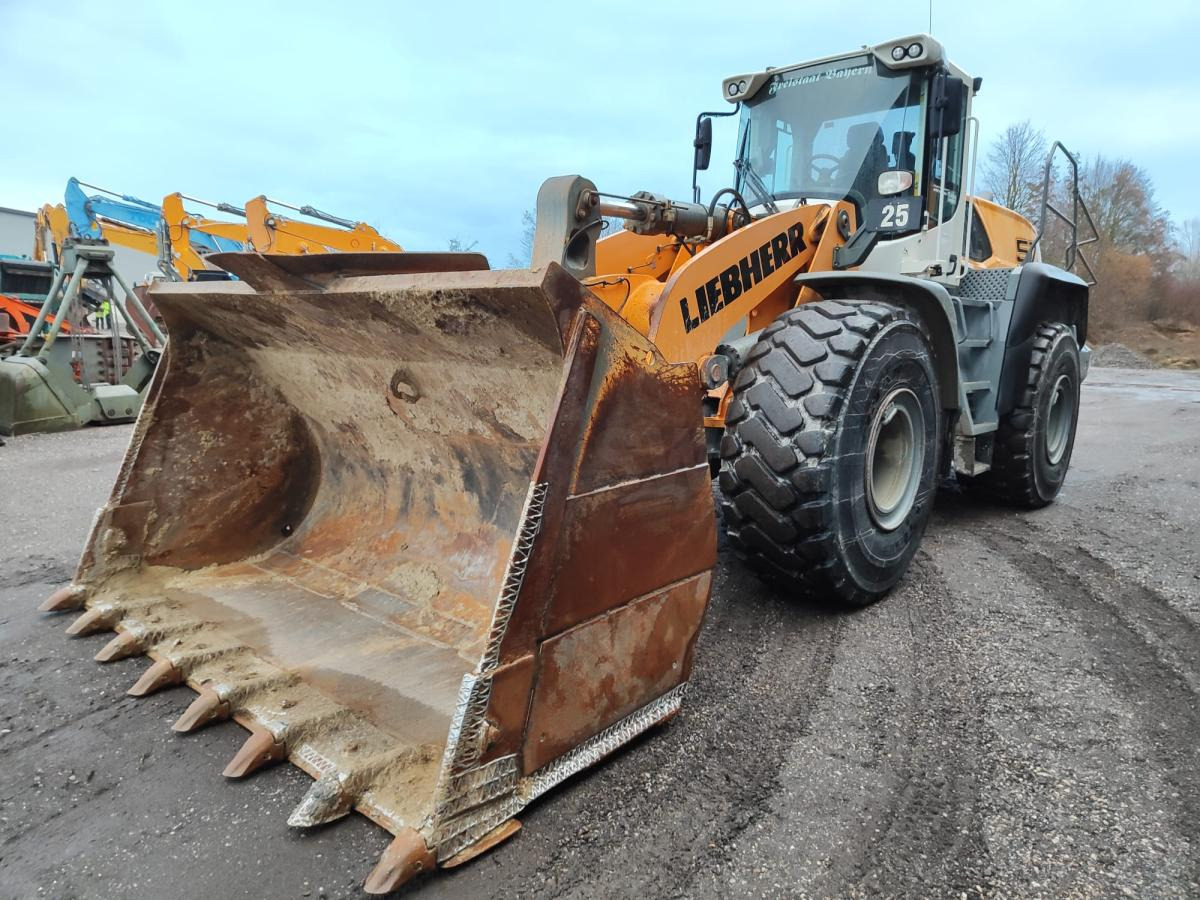 Liebherr L576 X-Power - Rataslaadur: pilt 2 Liebherr L576 X-Power - Rataslaadur: pilt 2