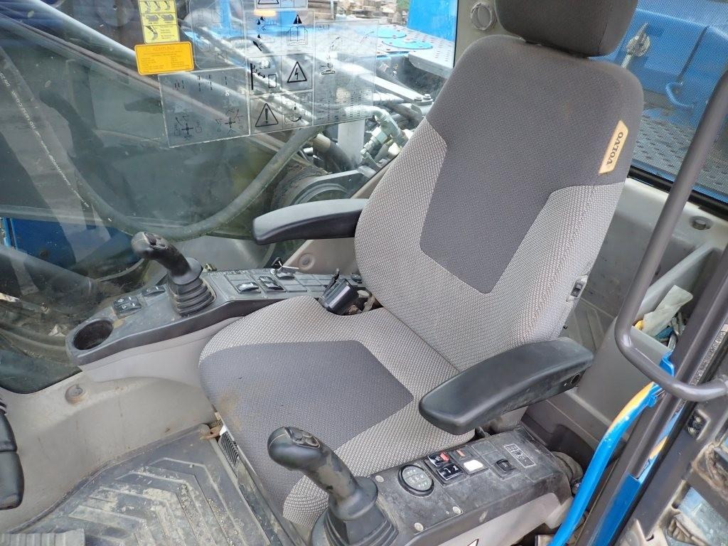 Volvo EC250DNL - Lintekskavaator: pilt 5 Volvo EC250DNL - Lintekskavaator: pilt 5