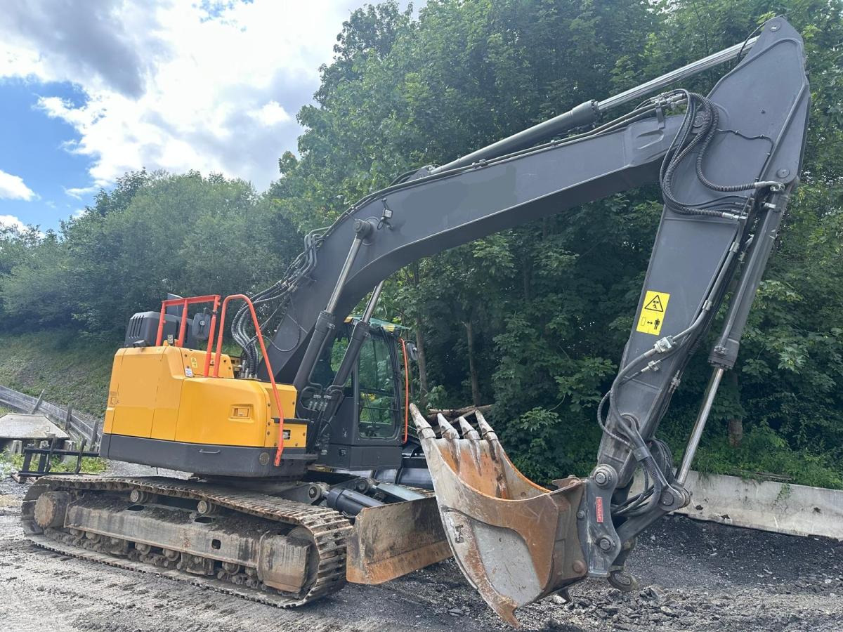 Volvo ECR235EL - Lintekskavaator: pilt 5 Volvo ECR235EL - Lintekskavaator: pilt 5