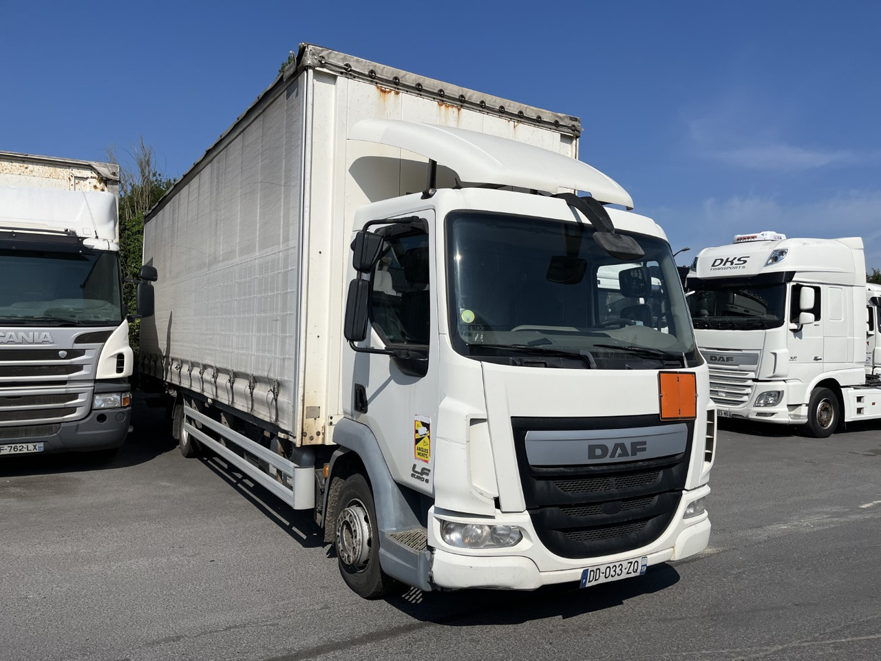 DAF LF 220 - Kasti veoauto: pilt 1 DAF LF 220 - Kasti veoauto: pilt 1