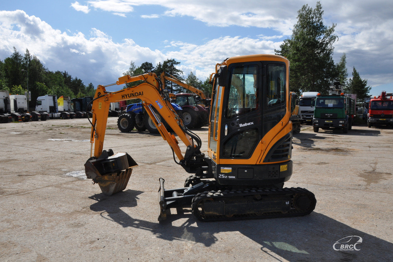 Hyundai R25Z-9AK - Miniekskavaator: pilt 3 Hyundai R25Z-9AK - Miniekskavaator: pilt 3