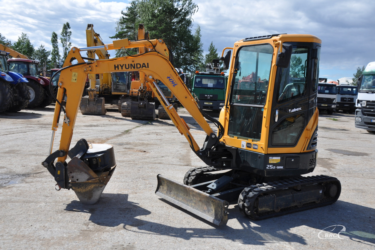 Hyundai R25Z-9AK - Miniekskavaator: pilt 1 Hyundai R25Z-9AK - Miniekskavaator: pilt 1