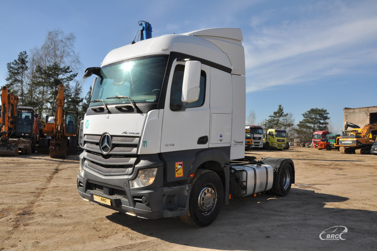 Mercedes-Benz 1843 - Sadulveok: pilt 1 Mercedes-Benz 1843 - Sadulveok: pilt 1