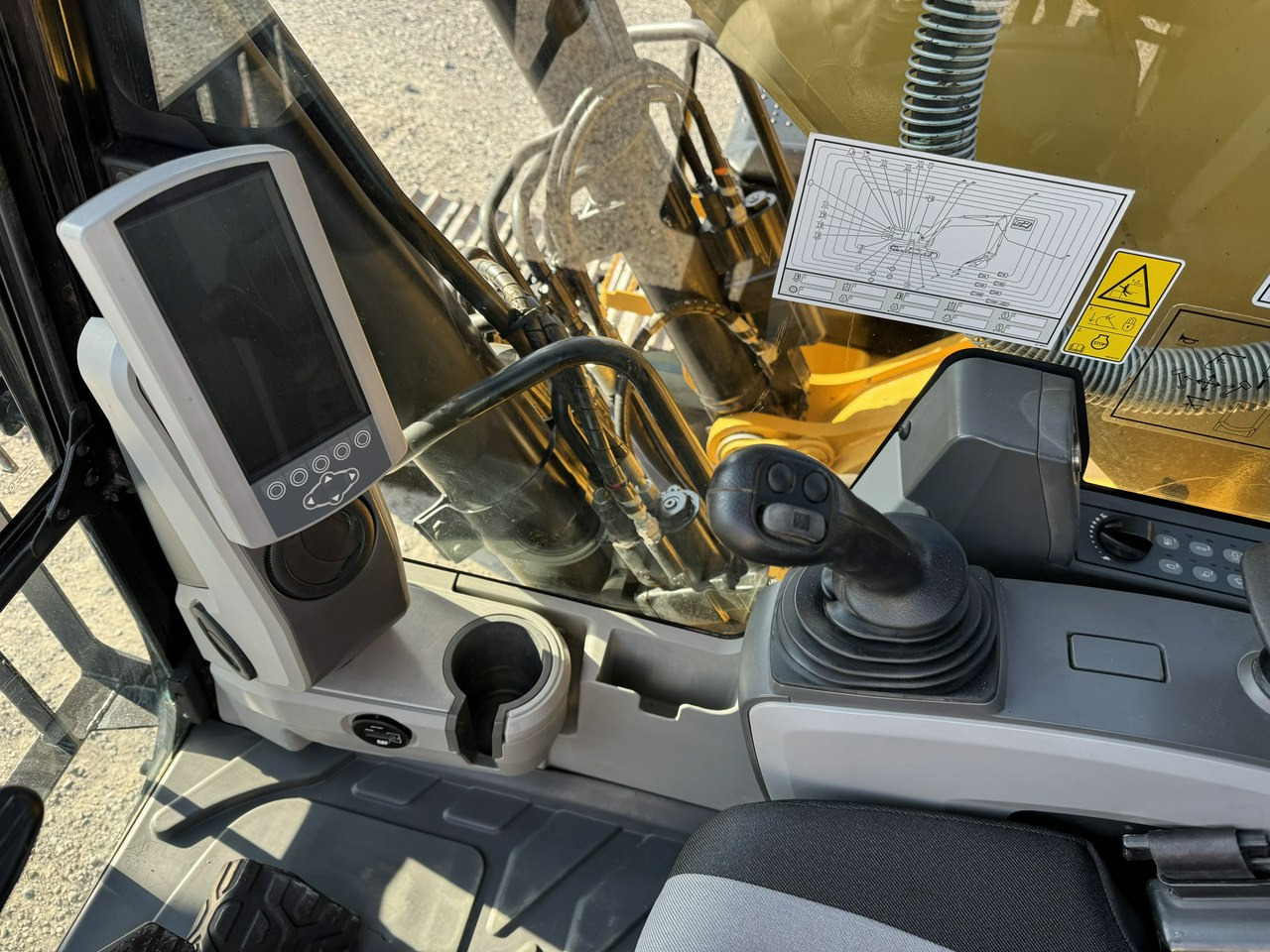 Lintekskavaator Caterpillar 320 EL Szybkozłącze Łyżka Skarpowa uchylna Waga 22tony: pilt 20 Lintekskavaator Caterpillar 320 EL Szybkozłącze Łyżka Skarpowa uchylna Waga 22tony: pilt 20