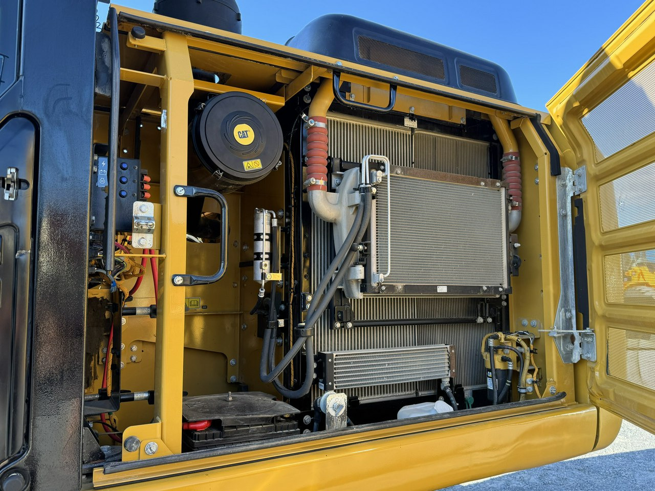 Lintekskavaator Caterpillar 320 EL Szybkozłącze Łyżka Skarpowa uchylna Waga 22tony: pilt 26 Lintekskavaator Caterpillar 320 EL Szybkozłącze Łyżka Skarpowa uchylna Waga 22tony: pilt 26