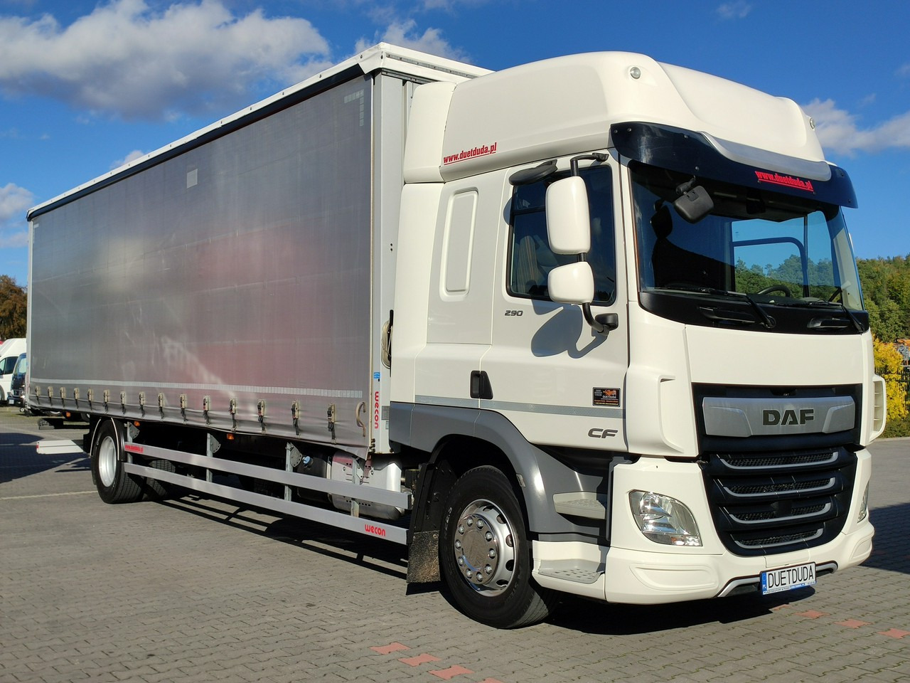 DAF CF 290 E6 Firana Tył Drzwi Dach Podnoszony / Zsuwany Długi 9.30m - Tent veoauto: pilt 1 DAF CF 290 E6 Firana Tył Drzwi Dach Podnoszony / Zsuwany Długi 9.30m - Tent veoauto: pilt 1