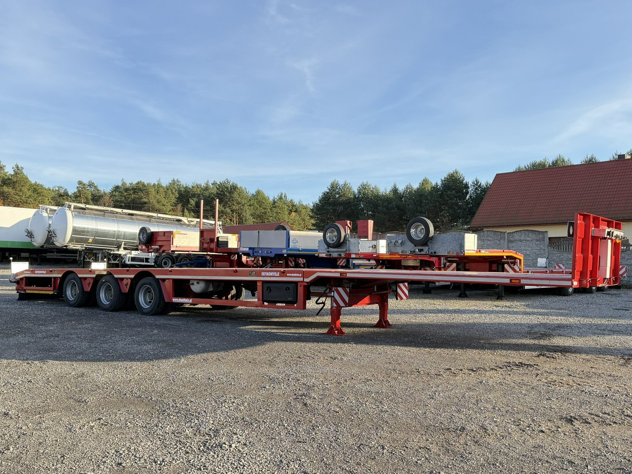 Faymonville Niskopodłogowa Telemega Rozciągana 7m 3-Osiowa Oś skrętna - Madal platvormpoolhaagis: pilt 2 Faymonville Niskopodłogowa Telemega Rozciągana 7m 3-Osiowa Oś skrętna - Madal platvormpoolhaagis: pilt 2