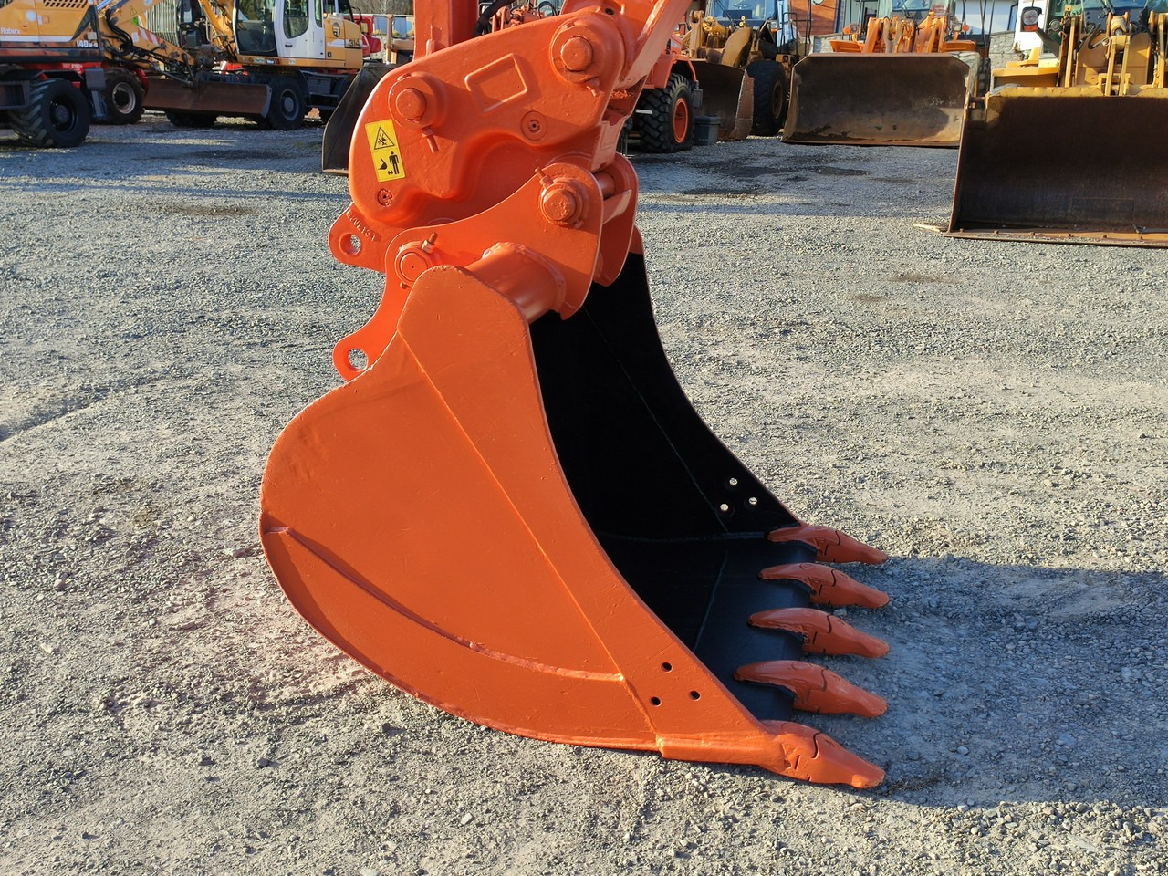 Hitachi ZX140 Koparka Kołowa - Ratastel ekskavaator: pilt 5 Hitachi ZX140 Koparka Kołowa - Ratastel ekskavaator: pilt 5