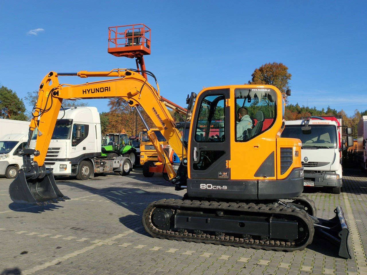 Hyundai ROBEX 80CR-9 2013r 8,3 tony - Lintekskavaator: pilt 3 Hyundai ROBEX 80CR-9 2013r 8,3 tony - Lintekskavaator: pilt 3
