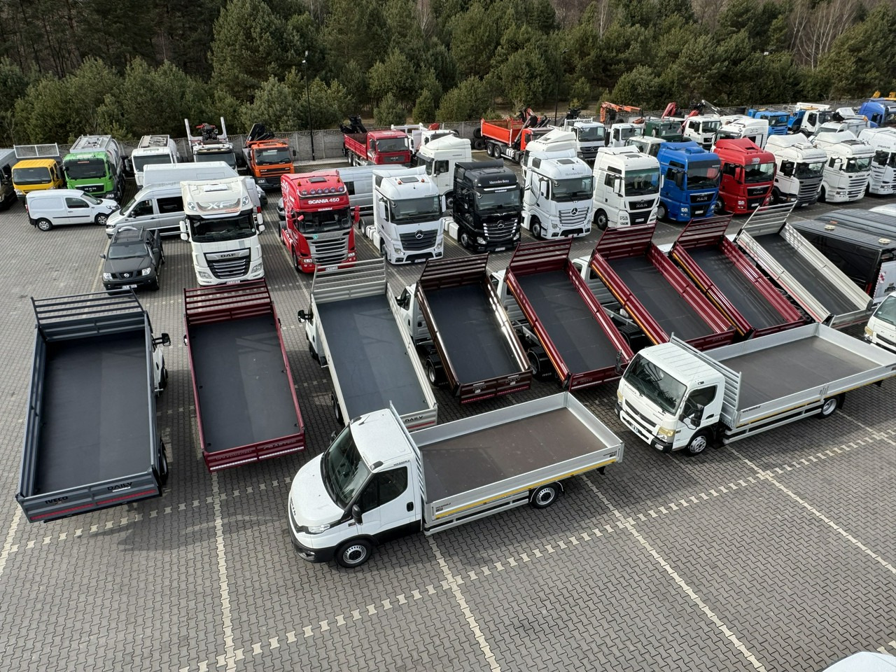 Iveco Daily 35C14 - Tarbesõiduk kallur: pilt 4 Iveco Daily 35C14 - Tarbesõiduk kallur: pilt 4