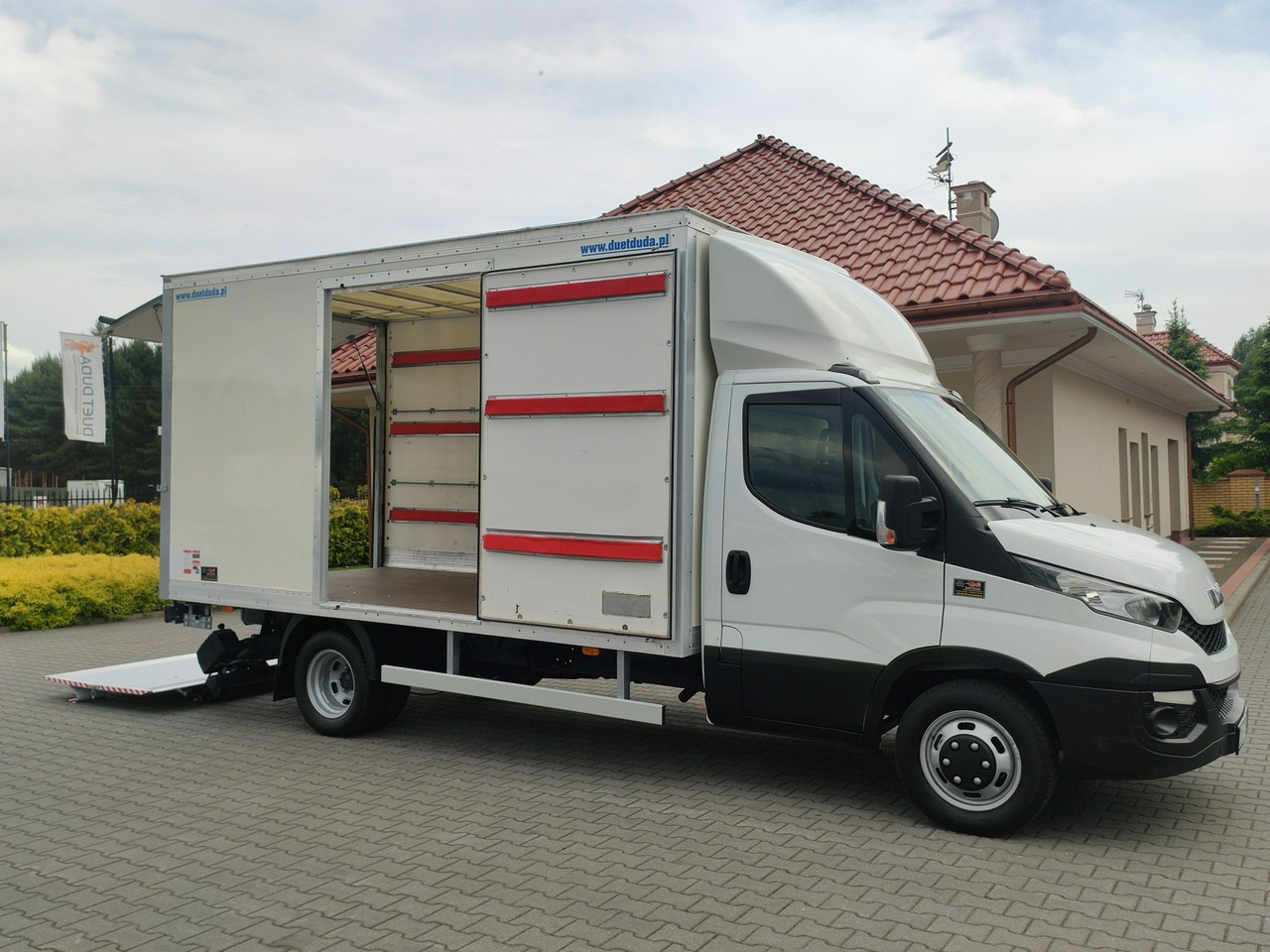 Iveco Daily 35C15 - Tarbesõiduk furgoon: pilt 1 Iveco Daily 35C15 - Tarbesõiduk furgoon: pilt 1