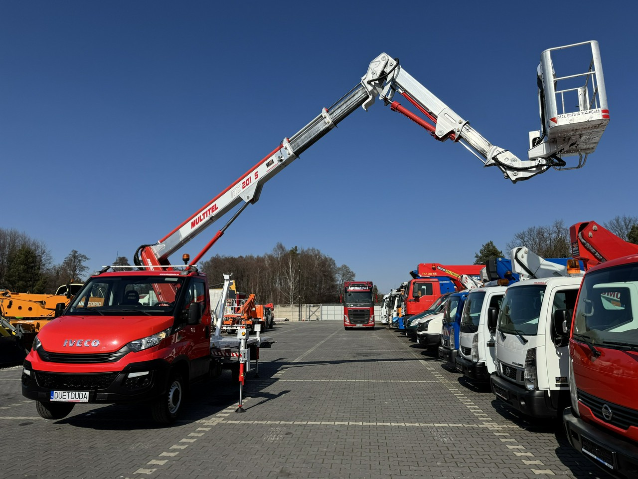 Iveco Daily 35S12 - Veoautolt tõusev platvorm: pilt 5 Iveco Daily 35S12 - Veoautolt tõusev platvorm: pilt 5