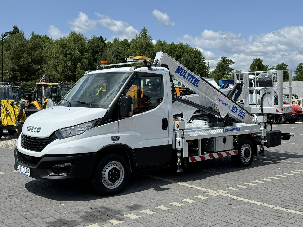 Iveco Daily 35S14 - Veoautolt tõusev platvorm: pilt 5 Iveco Daily 35S14 - Veoautolt tõusev platvorm: pilt 5